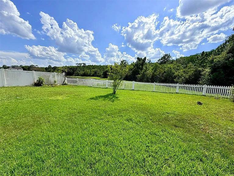 847 Whispering Cypress Ln — Photo 4