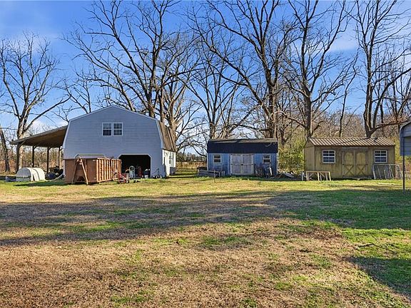 5th image of 24581 Delaware Rd