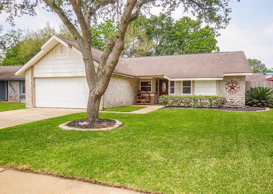 1st image of 22526 Dabney Manor Ln