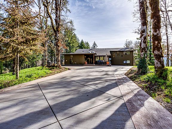 3rd image of 90738 Hill Rd