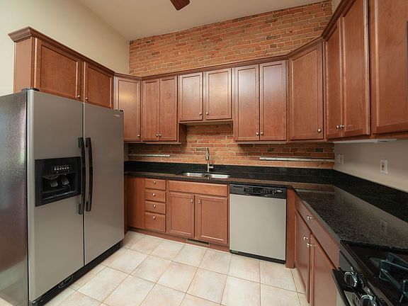4th image of 214 E Michigan Ave #300