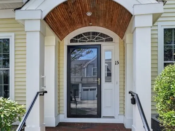 15 Hastings Rd Unit 15, Hudson, MA 01749