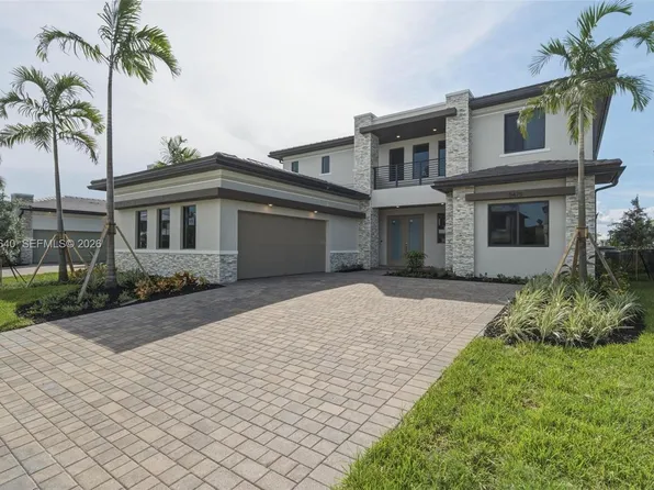 9475 Magnus Ter, Pompano Beach, FL 33076