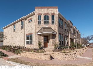215 Belleville Dr, Lewisville, TX 75057