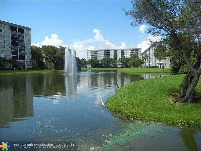 1st image of 2216 N Cypress Bend Dr APT 406