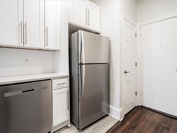 3rd image of 168 N Bridge St APT 1