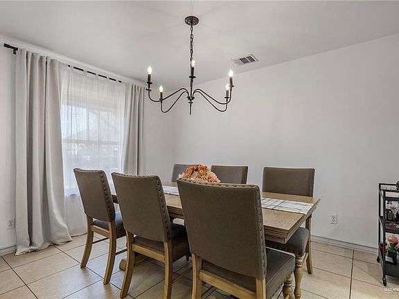 3rd image of 1314 Rio Grande St