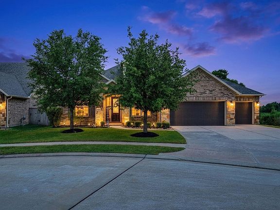 3rd image of 15739 Ponderosa Bend Dr