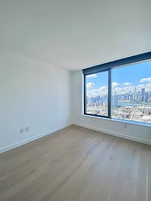 Rented by Modern Spaces | media 3
