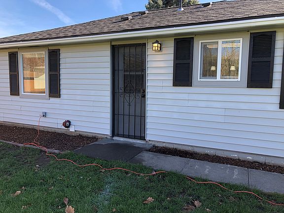 4th image of 1559 K St