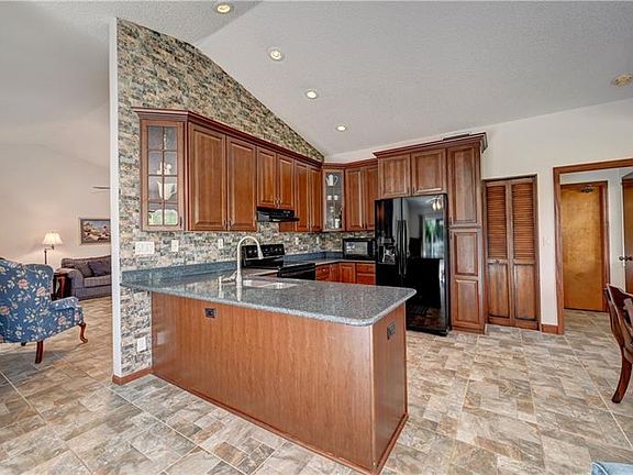 4th image of 11490 NW 39th Ct