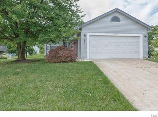 14381 Jamestown Bay Dr, Florissant, MO