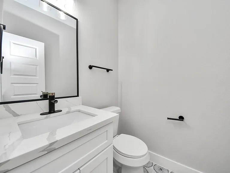 4717 Talina Way #B — Photo 16