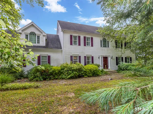9 Taylor Ridge Road, Clinton, CT 06413