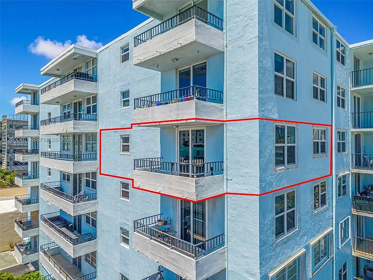 720 Collins Ave #603 — Photo 43