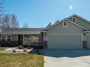2473 W Santa Clara Dr, Meridian, ID 83642