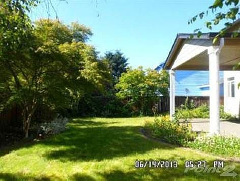 4th image of 2000 NE 178th Ave
