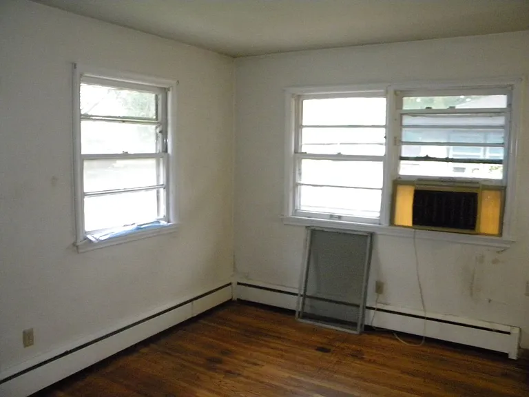 1846 Walnut St — Photo 12