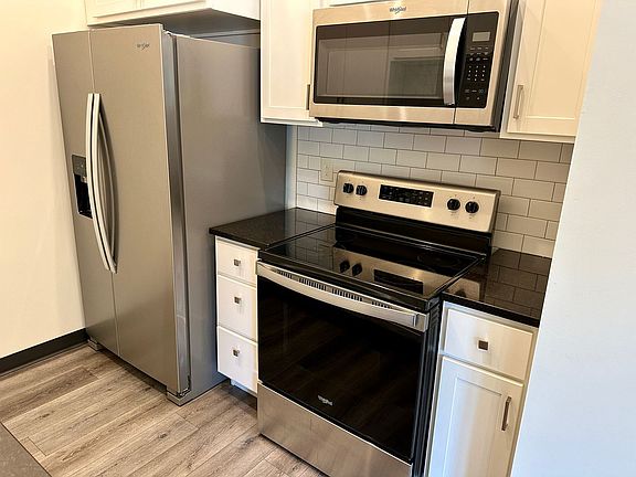 4th image of 1179 7th St E #101