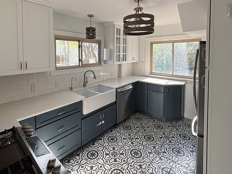 1340 E South St — Photo 11