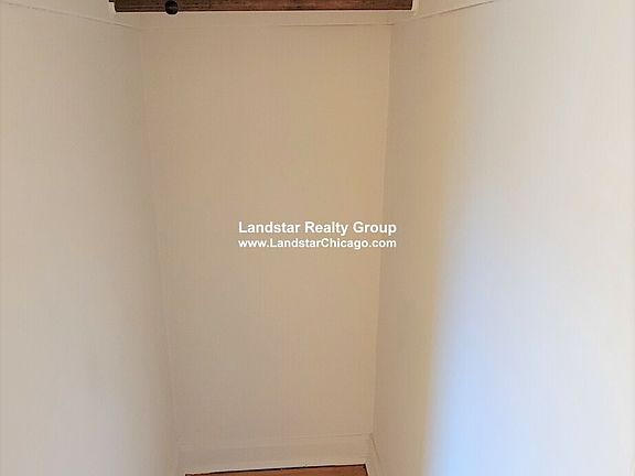 4th image of 5060.5 N Winchester Ave #3W