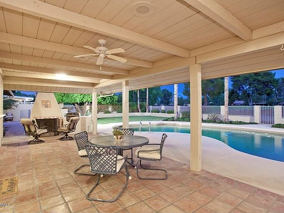 3rd image of 14049 N Coral Gables Dr