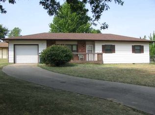 101 Palmer Dr, Monett, MO 65708