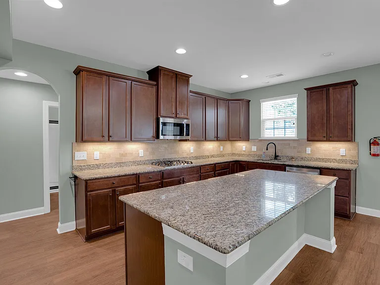 1340 Beechfern Cir — Photo 19