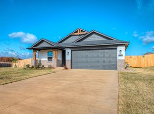 367 Isabella Dr, Blanchard, OK 73010