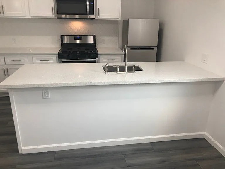 SCOTT 110-112 — Photo 4
