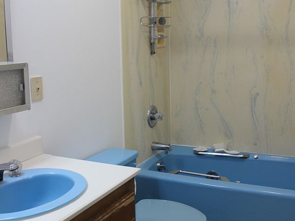 Bathroom 2