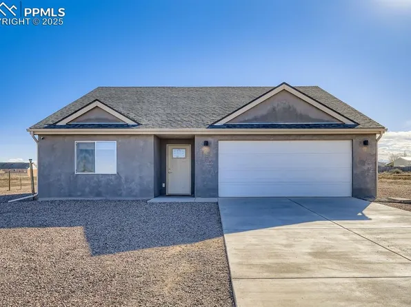 1106 E Muskrat Ln, Pueblo West, CO 81007
