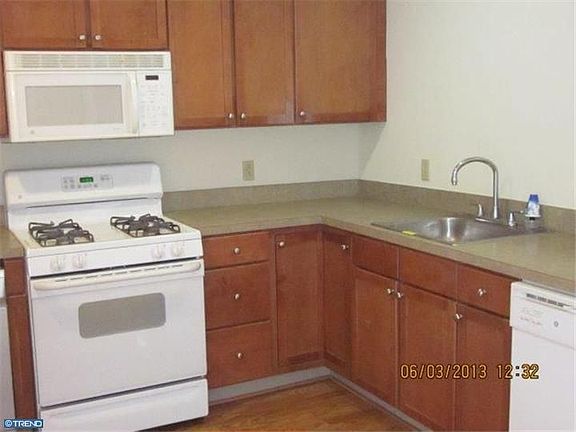 2nd image of 1100 Vine St APT P304