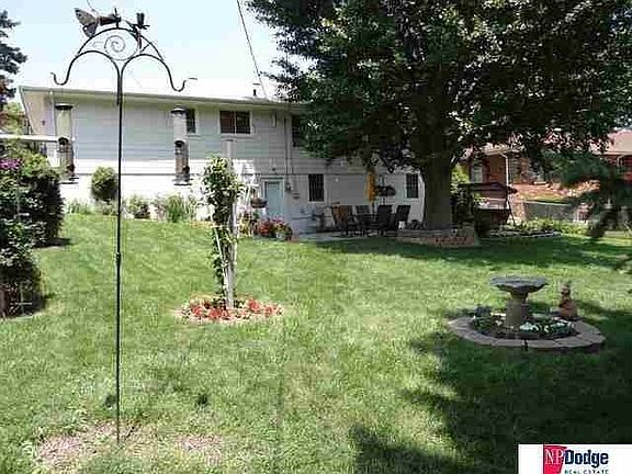 2nd image of 4321 Polk St
