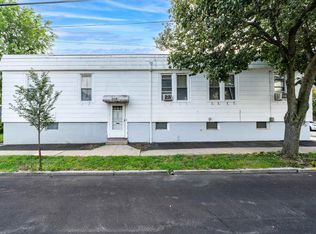 173 Centre Ave, Secaucus, NJ 07094
