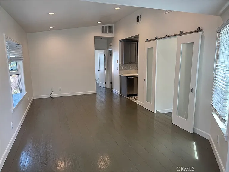 262 Park Ave #C — Photo 3
