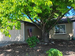 7952 Shira St, Windsor, CA 95492