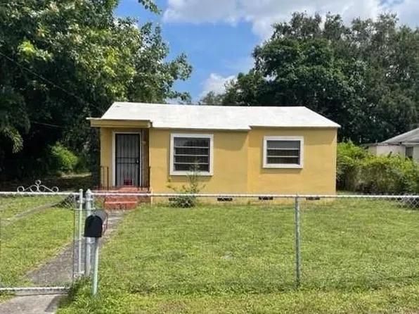 3259 NW 45th Street, Miami, FL 33142