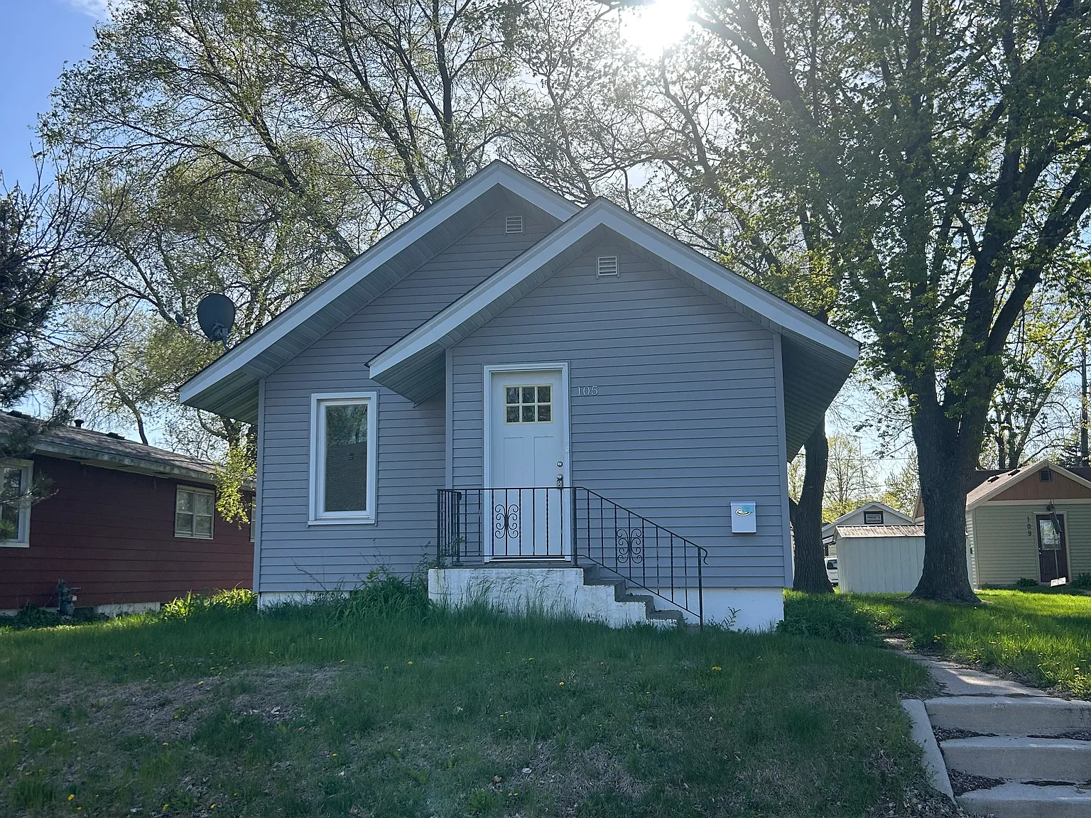 2 bed, 883 sqft, $1,395 — Photo 1