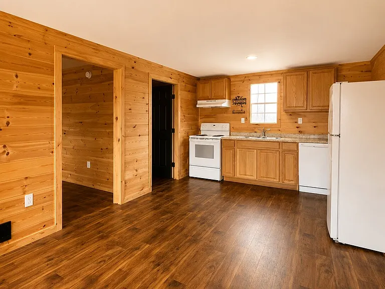 153 Red Bud Trl — Photo 6