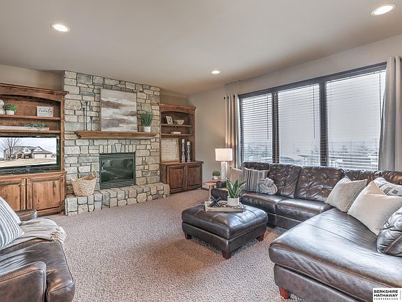4th image of 19534 Bellbrook Blvd