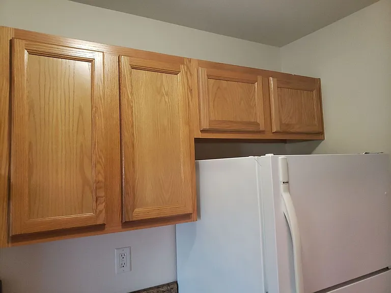 Glen Crest Apartments — Photo 11
