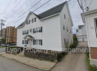 302 Pond St #3B, Woonsocket, RI 02895