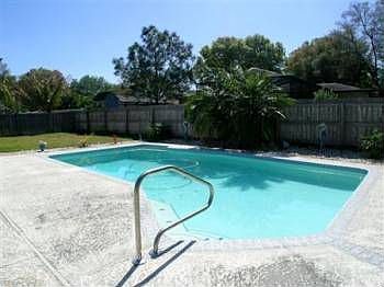 2nd image of 13672 Kimberly Oaks Cir