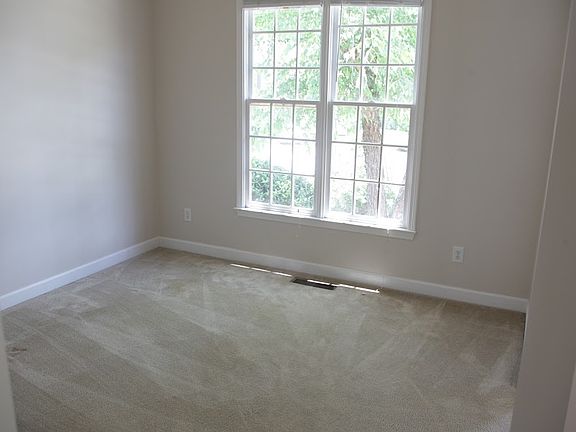 5th image of 282 Creek Front Way