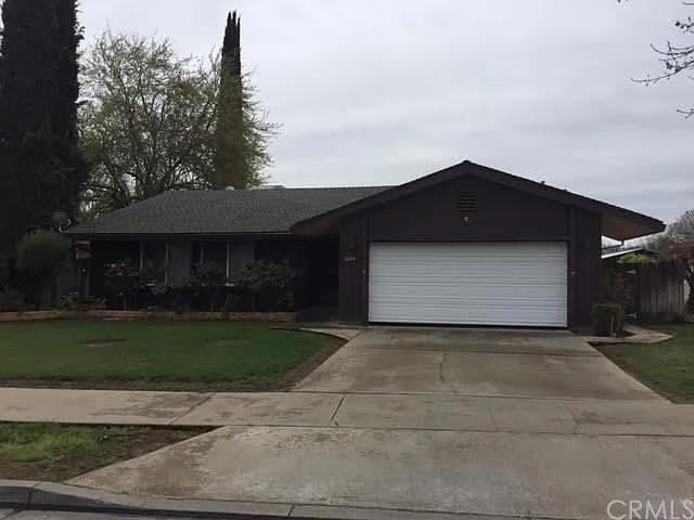 1924 E Alexander Ave photo 1