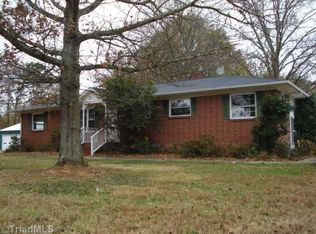 2615 Oak Ridge Rd, Oak Ridge, NC 27310