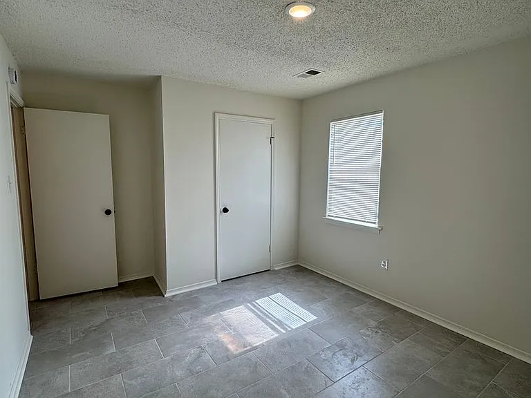 5937 Jackson Dr — Photo 5