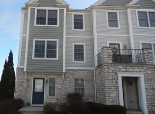 6011 Canyon Creek Dr #201, Dublin, OH 43016