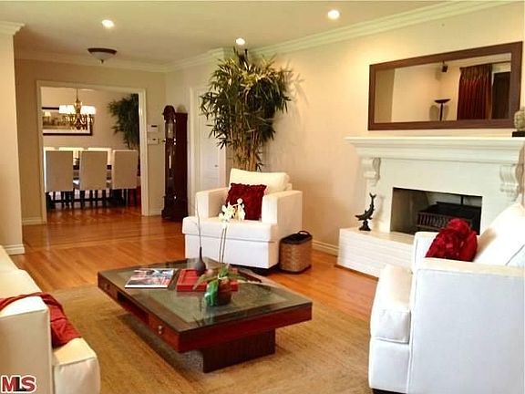 3rd image of 3143 Cavendish Dr